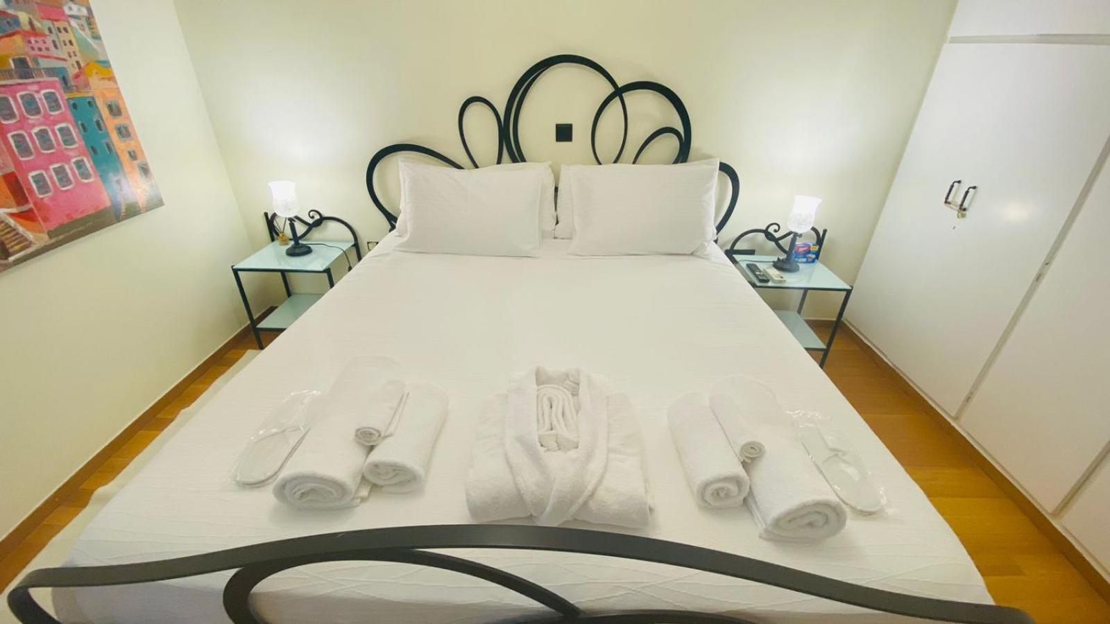 Apartmán Sarakin'S Mansion Luxury Retreat Atény Exteriér fotografie
